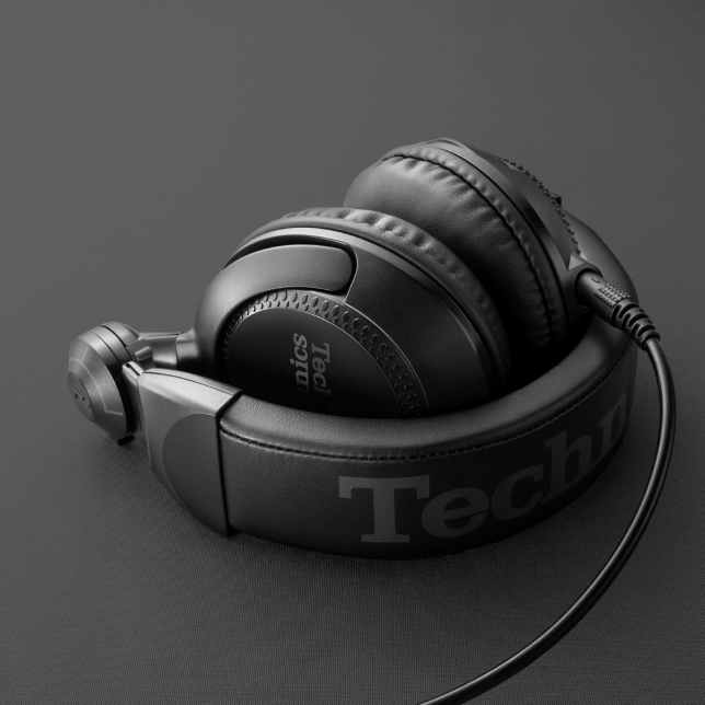 Image of DJ1200.png